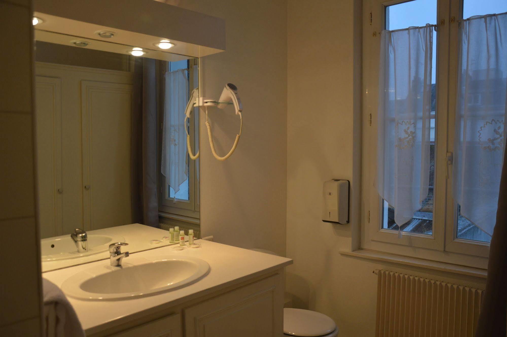 Hotel Alsace Lorraine Amiens Extérieur photo